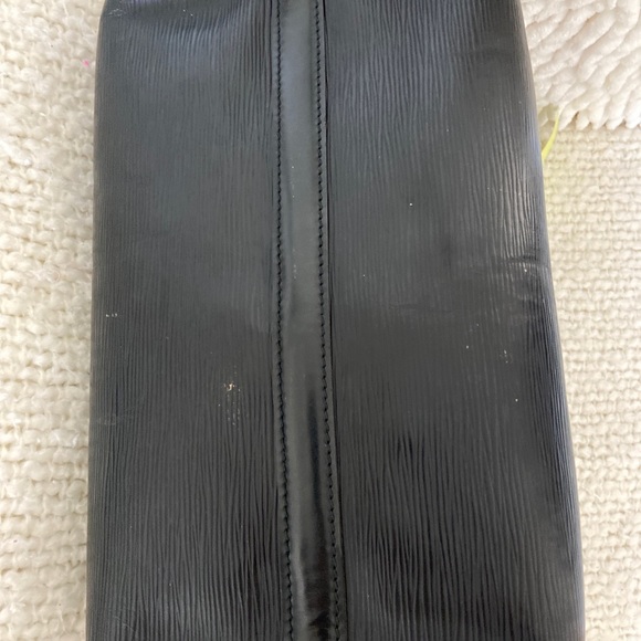 Louis Vuitton Epi Black Speedy 30 - Picture 6 of 14